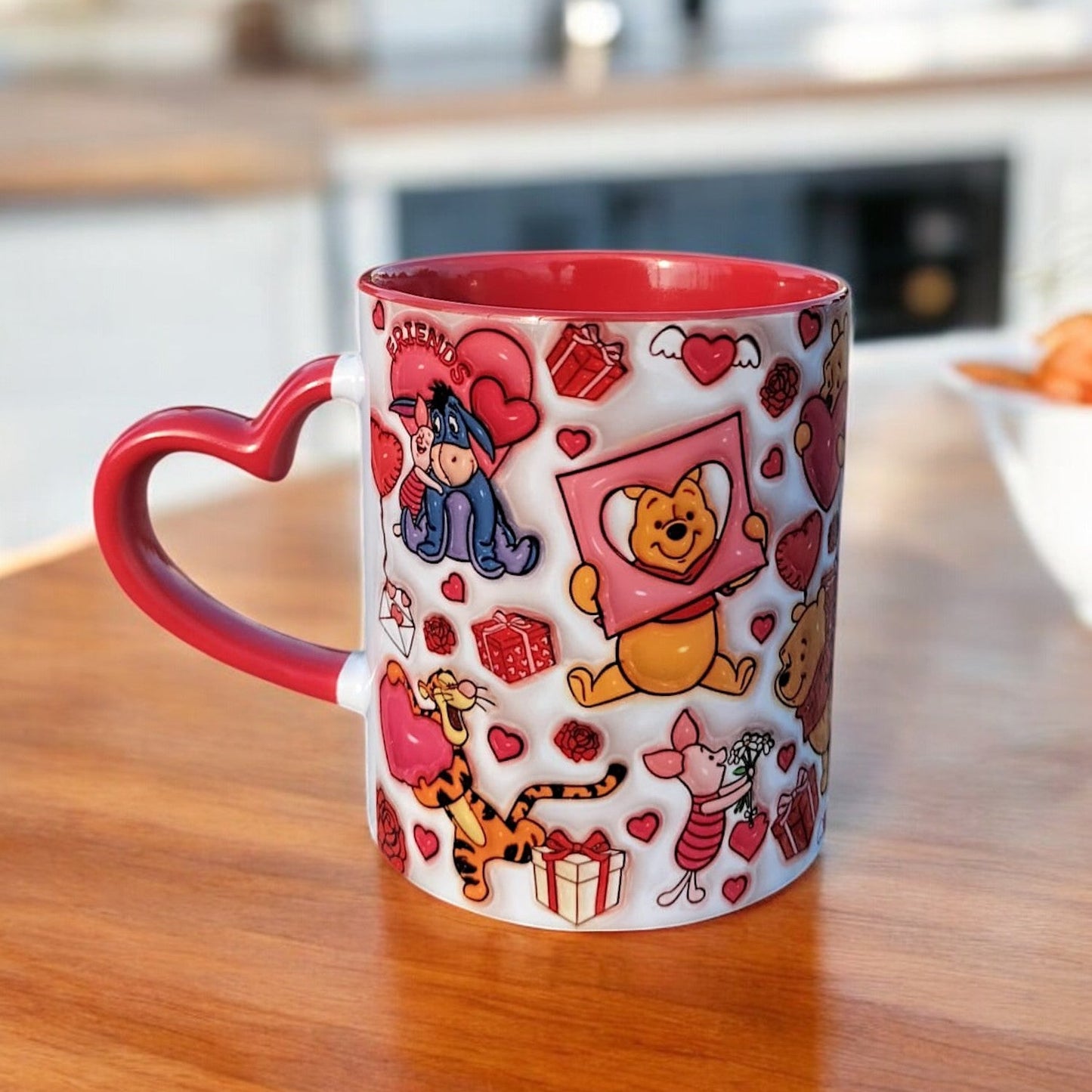 Sevgili Hediye Kalp Kulplu Winnie The Pooh Hediyelik Kupa - Kaliteli Porselen Kupa