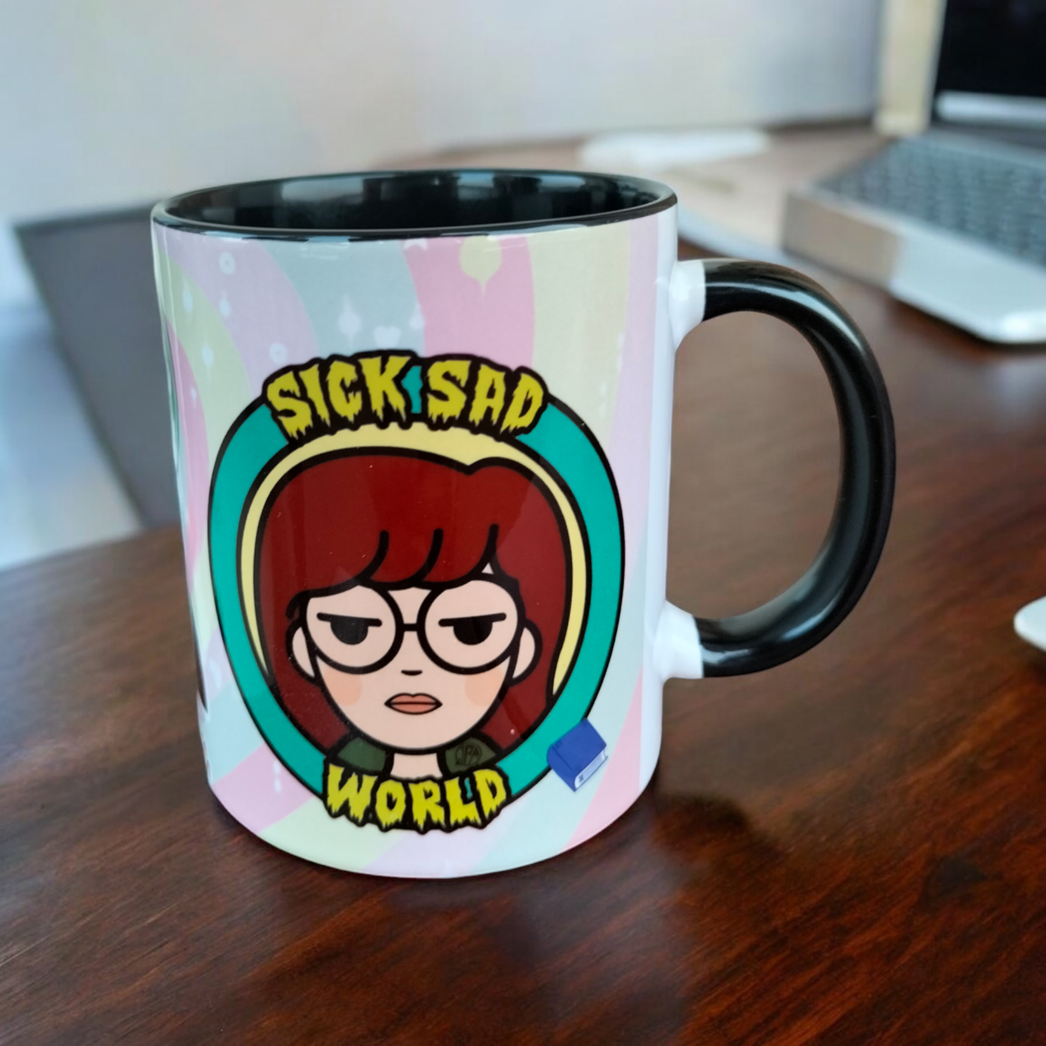 🚀 Sick, Sad World – Daria Tasarım Kupa ☕✨